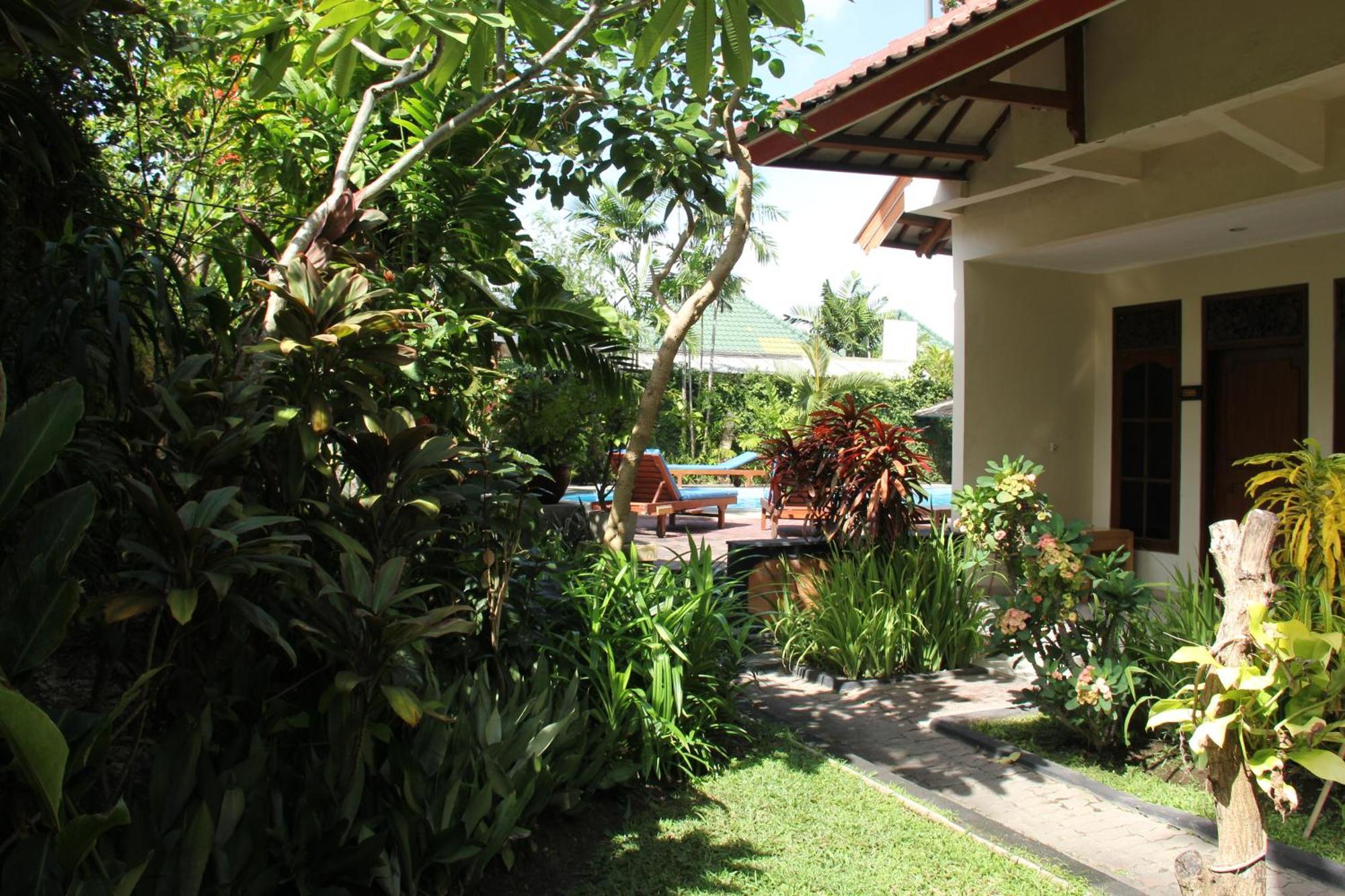 Seminyak Paradiso Hotel Стая снимка
